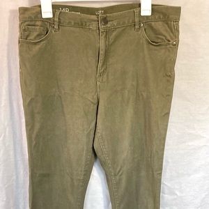 Olive jeans-style leggings